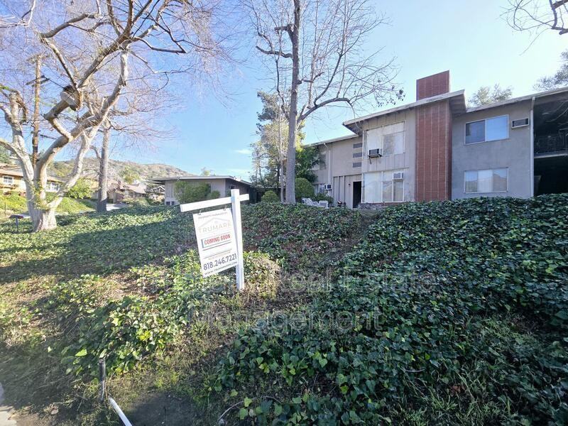 2308 N Verdugo Rd - Photo 2 of 34