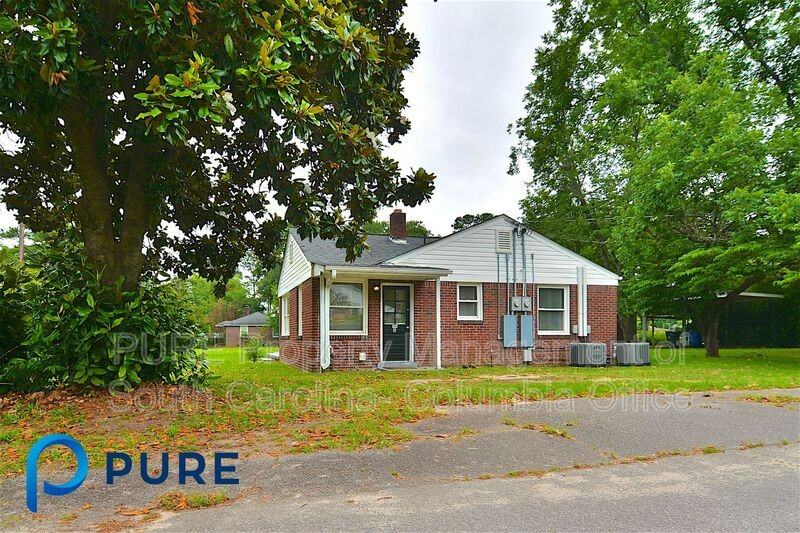 999 Seminole Dr #B - Photo 4 of 36