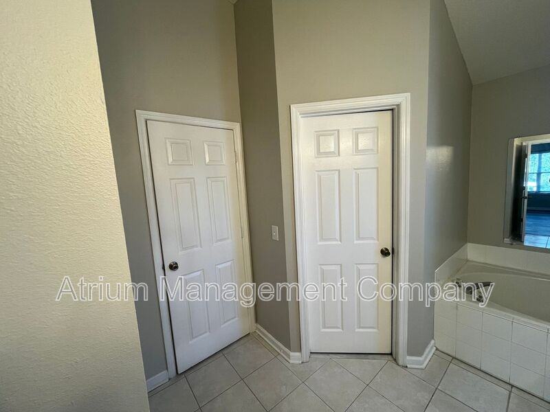 1891 Valley Wood Way - Photo 7 of 15