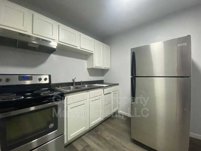 N Main St #5 - Photo 2 of 12