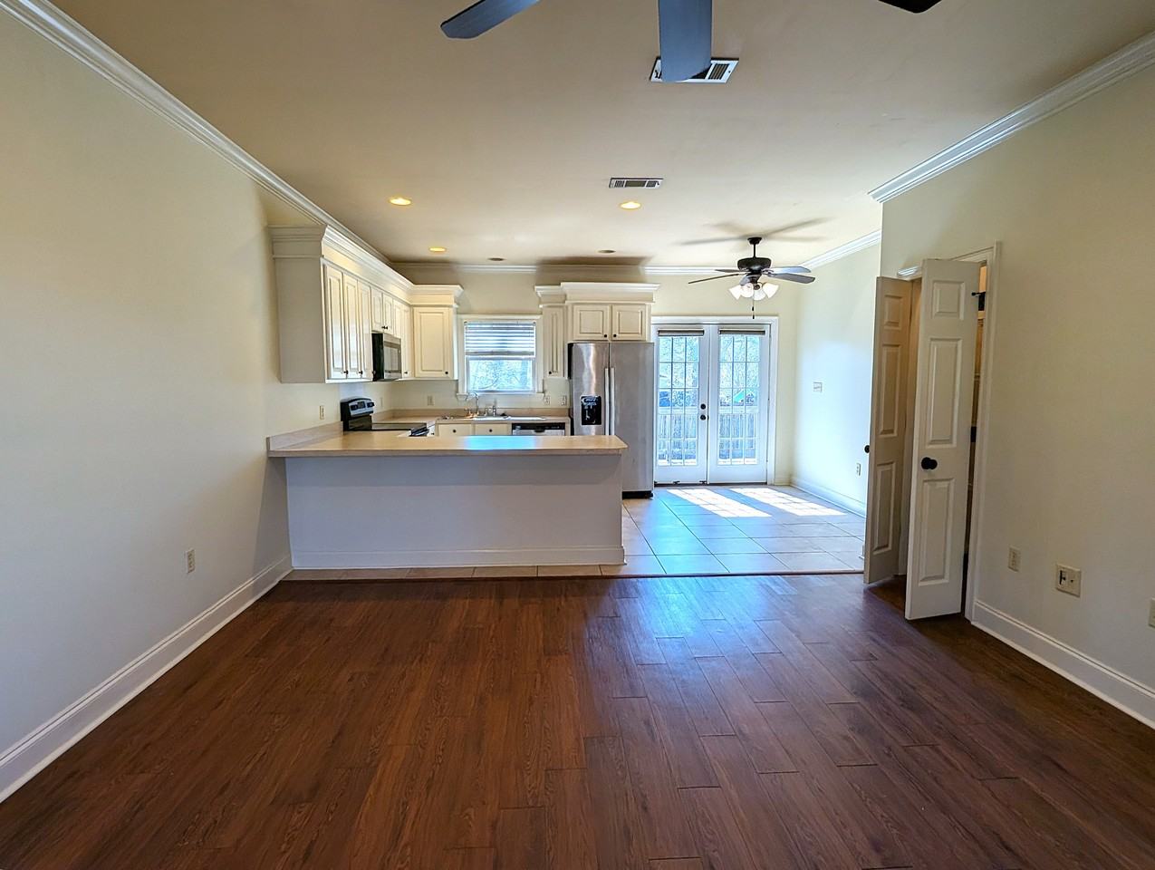 3604 Essex St #2 - Photo 3 of 17