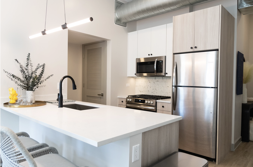 1954 W North Ave #302