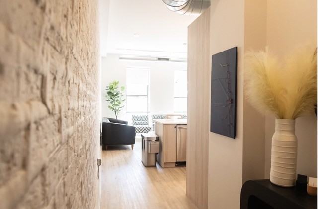 1954 W North Ave #302 - Photo 5 of 14