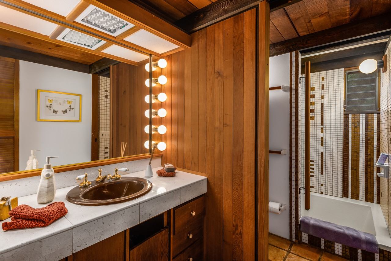 5251 Joaquin Dr #NA - Photo 6 of 20