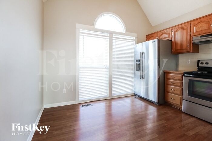 1933 Clay Ridge Dr - Photo 3 of 14