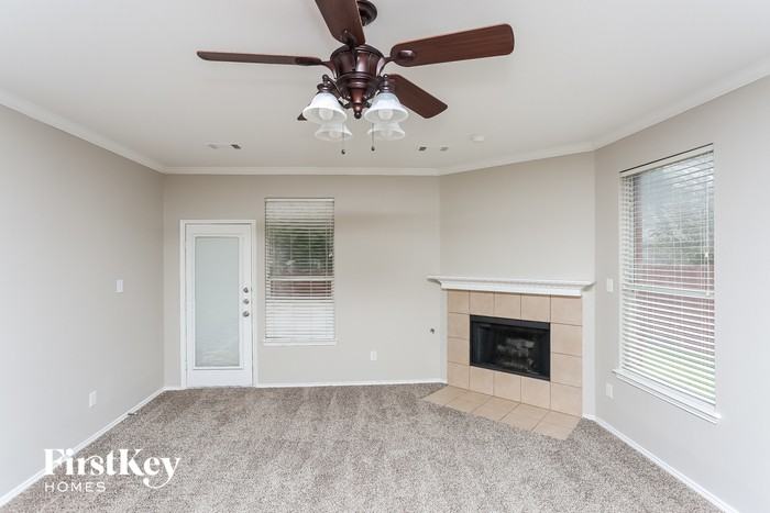 13200 Fieldstone Rd - Photo 2 of 15