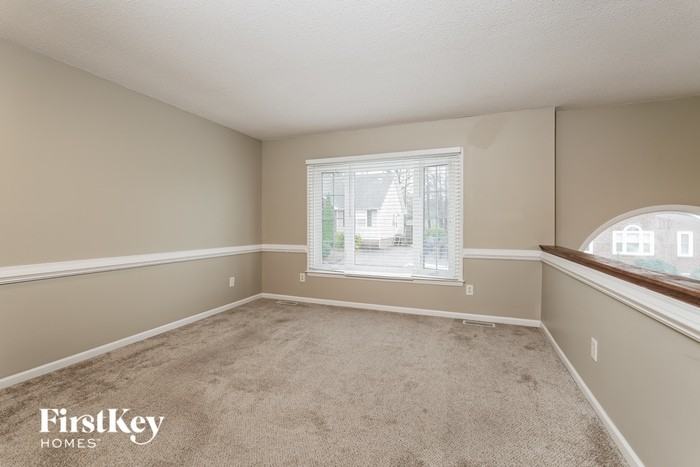 4512 Princess Dr - Photo 2 of 15