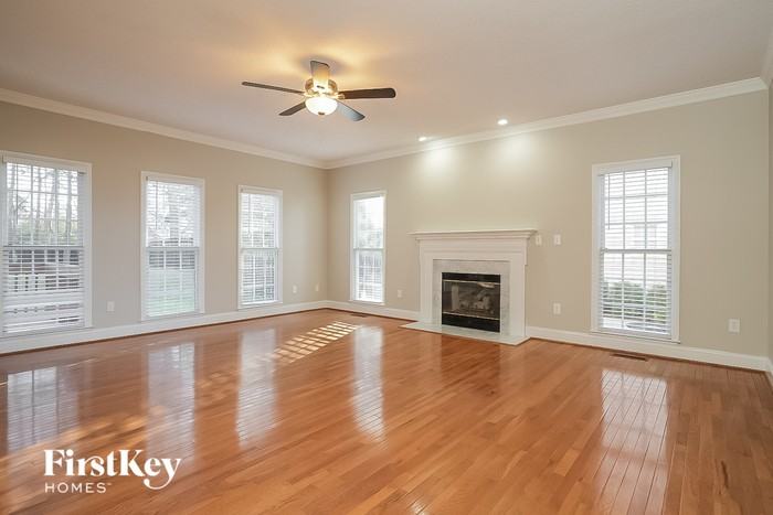 2909 Peninsula Dr - Photo 3 of 15