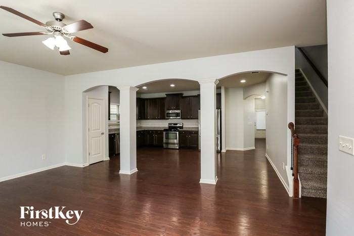 501 Mill Ridge Rd - Photo 2 of 15