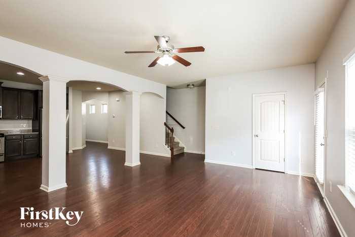 501 Mill Ridge Rd - Photo 3 of 15