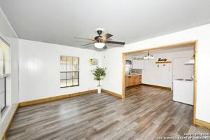 featured image of 429 Palo Alto Dr