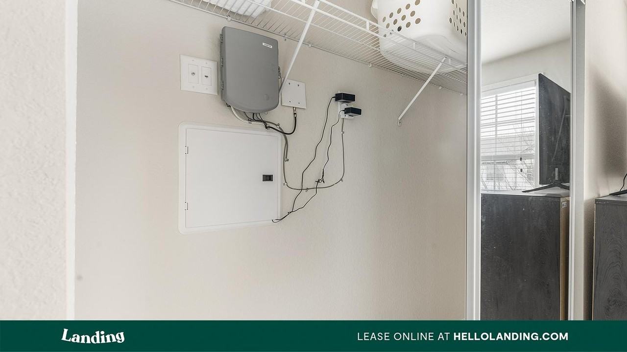 97 Market Pointe Dr - Photo 7 of 50