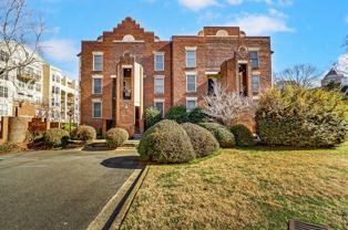 328 W 6th St #1 - Photo 1 of 1