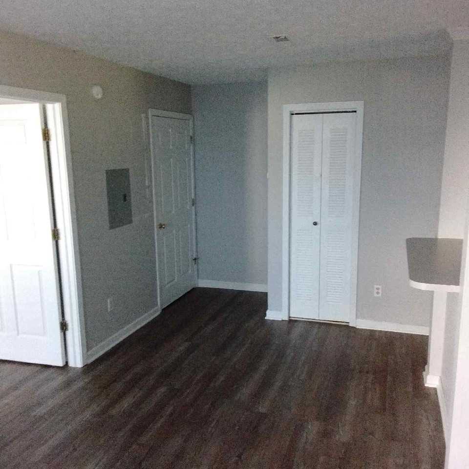 41 Pine Dr - Photo 3 of 12