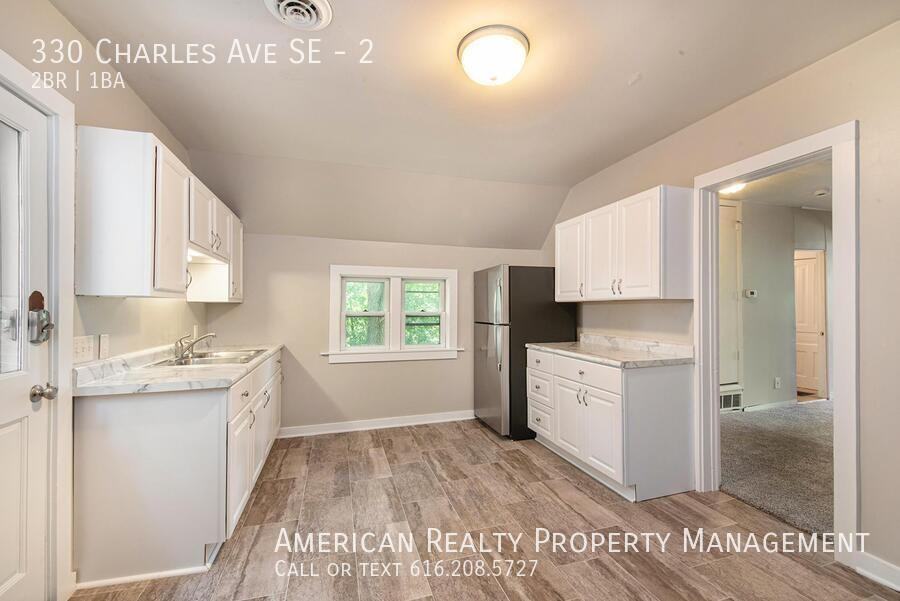 330 Charles Ave Se #2 - Photo 5 of 12