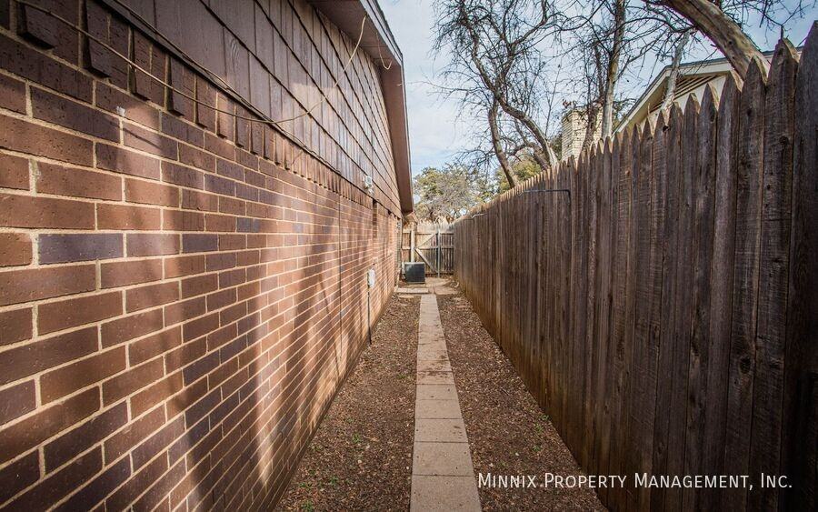 3311 79th St #A - Photo 2 of 39