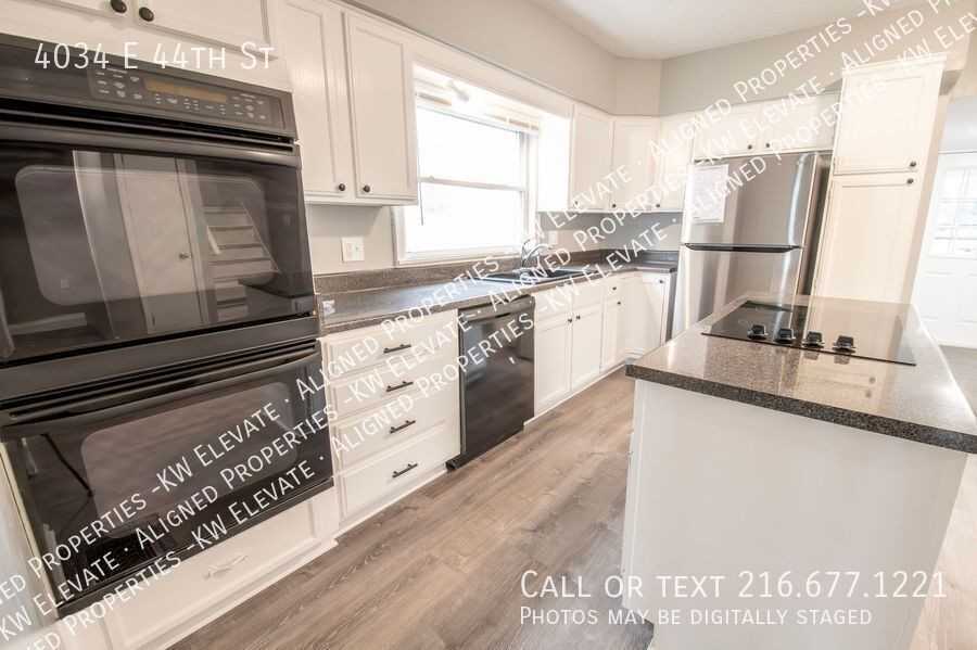 4034 E 44th St - Photo 2 of 25