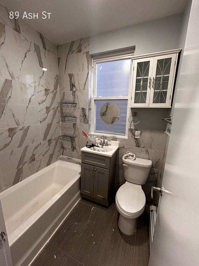 89 Ash St - Photo 5 of 7