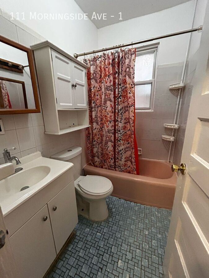 111 Morningside Ave #1 - Photo 3 of 9