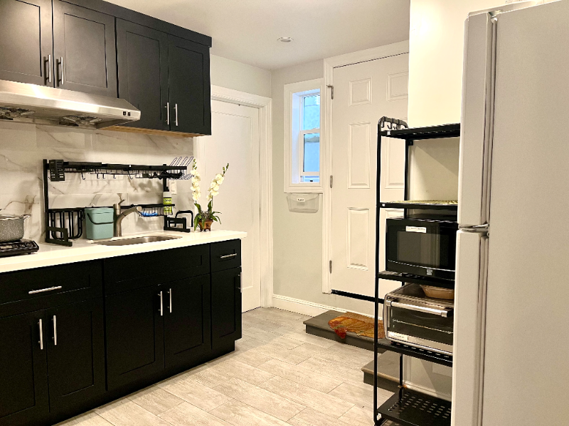 1256 27th Ave - Photo 2 of 5