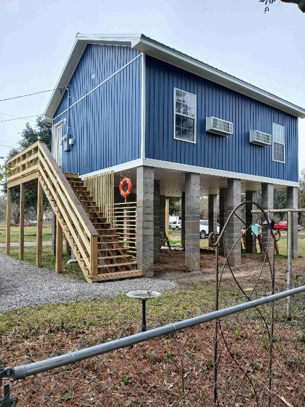 10049 Batia Ave - Photo 2 of 37