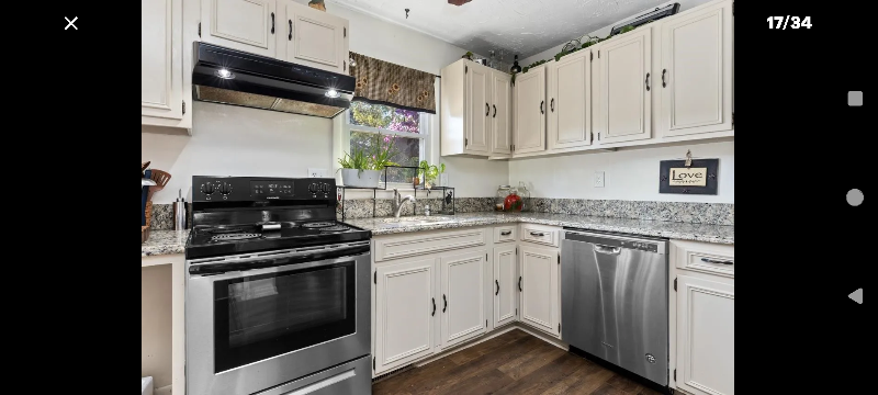 4352 Lee Jackson Hwy - Photo 3 of 16