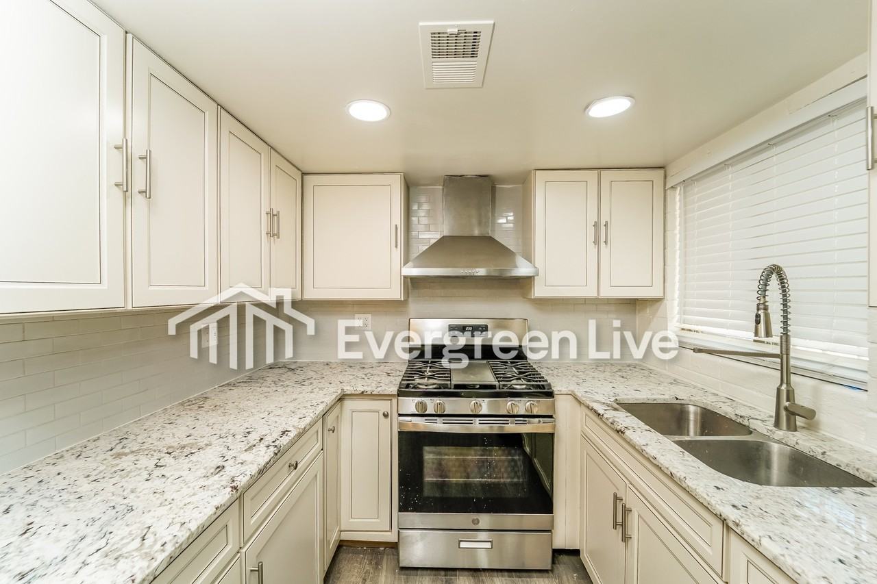 1902 E Hidalgo Vista - Photo 7 of 21
