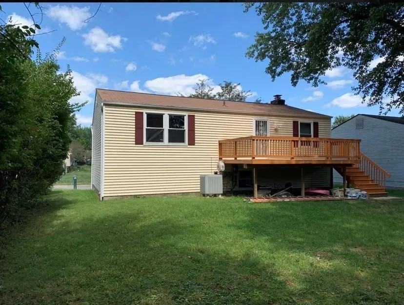 2755 Southridge Dr - Photo 2 of 4