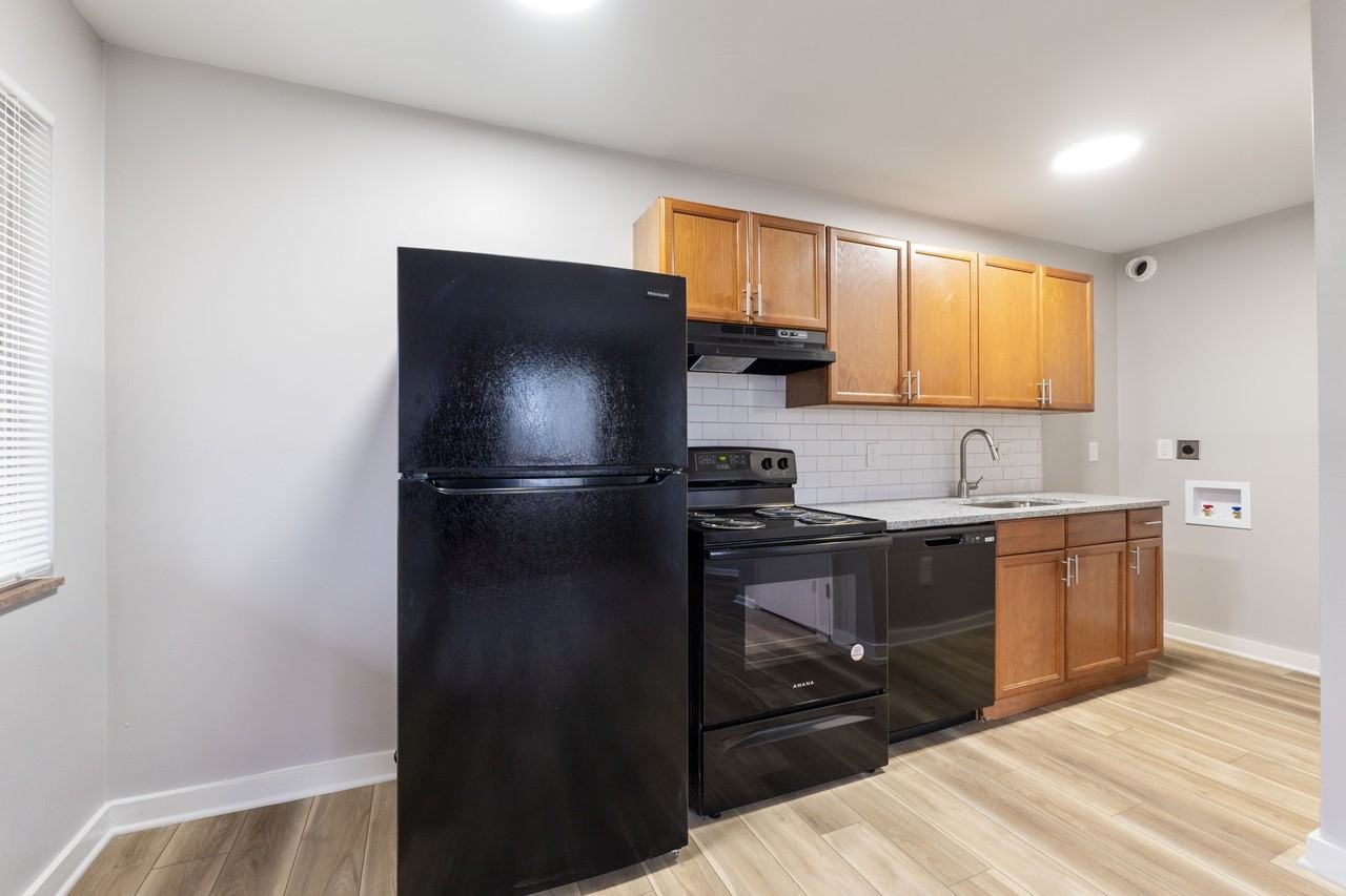 1525 Atcheson St #C - Photo 2 of 8