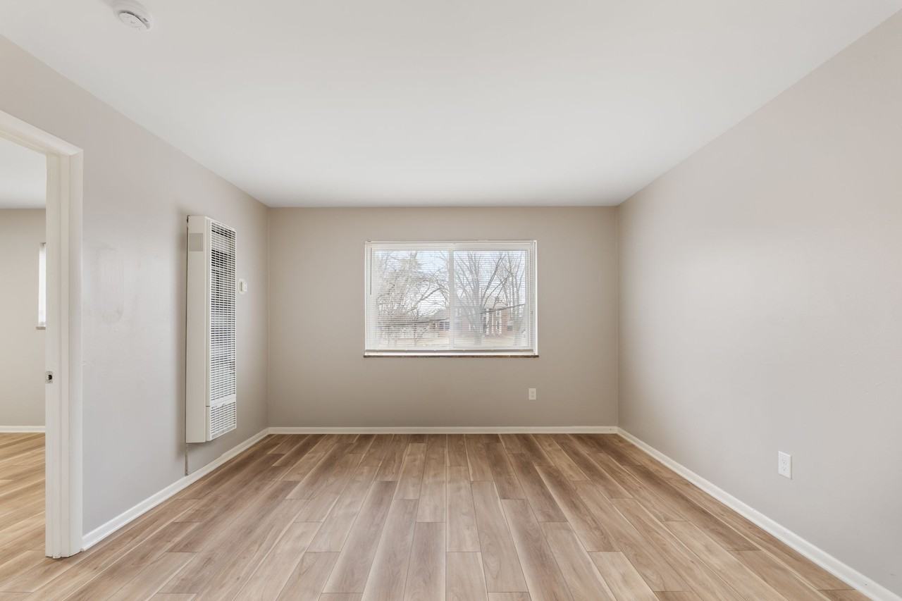 1525 Atcheson St #C - Photo 3 of 8