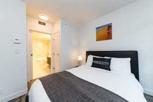 featured image of 1283 Howe St