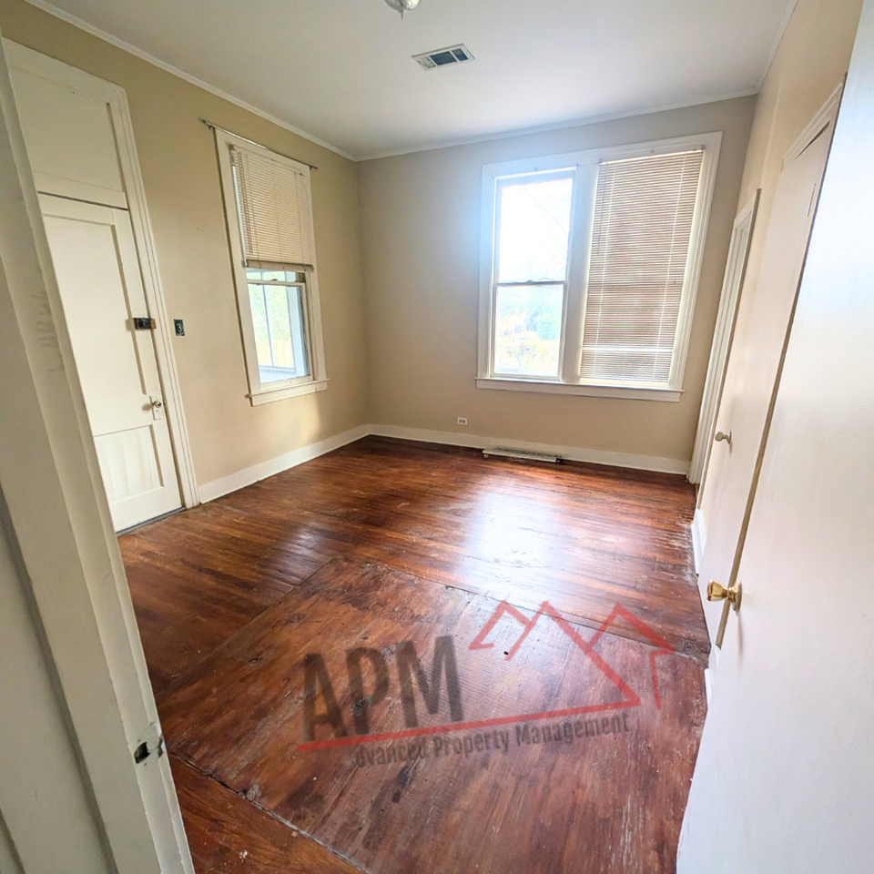 403 K Street - Photo 7 of 8