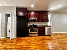 3219 S Lituanica - Photo 1 of 1
