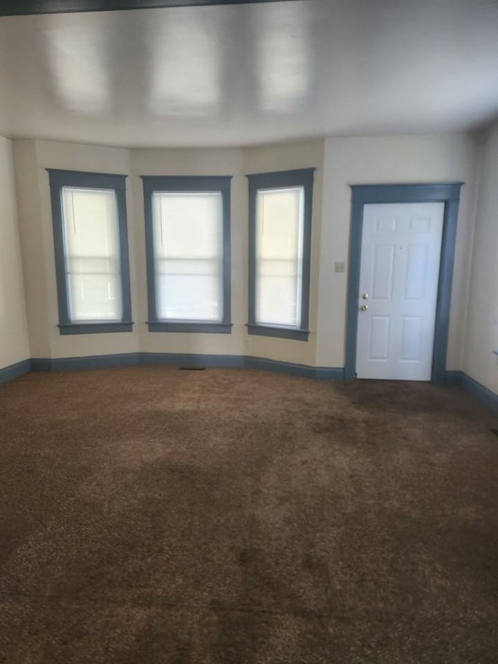 448 Lasselle St - Photo 3 of 14