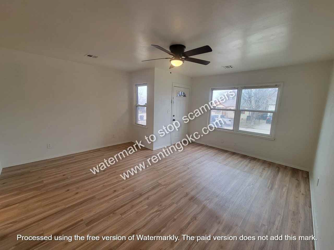 1148 Se 19th Ter - Photo 2 of 18