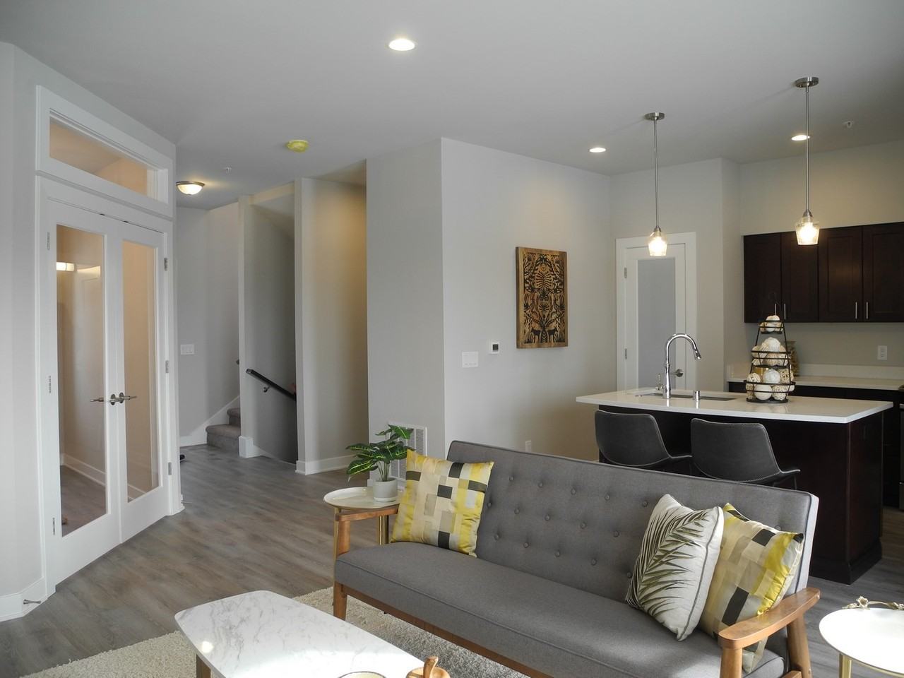 301 Cross Oak Drive #7 - Photo 6 of 19