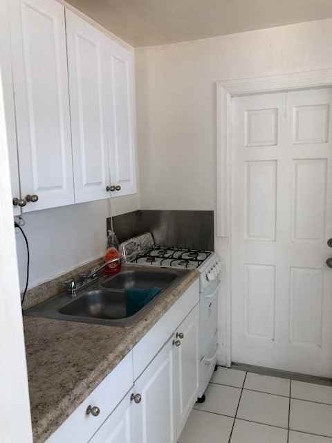 109 Ne 2nd Ave #NA - Photo 3 of 6