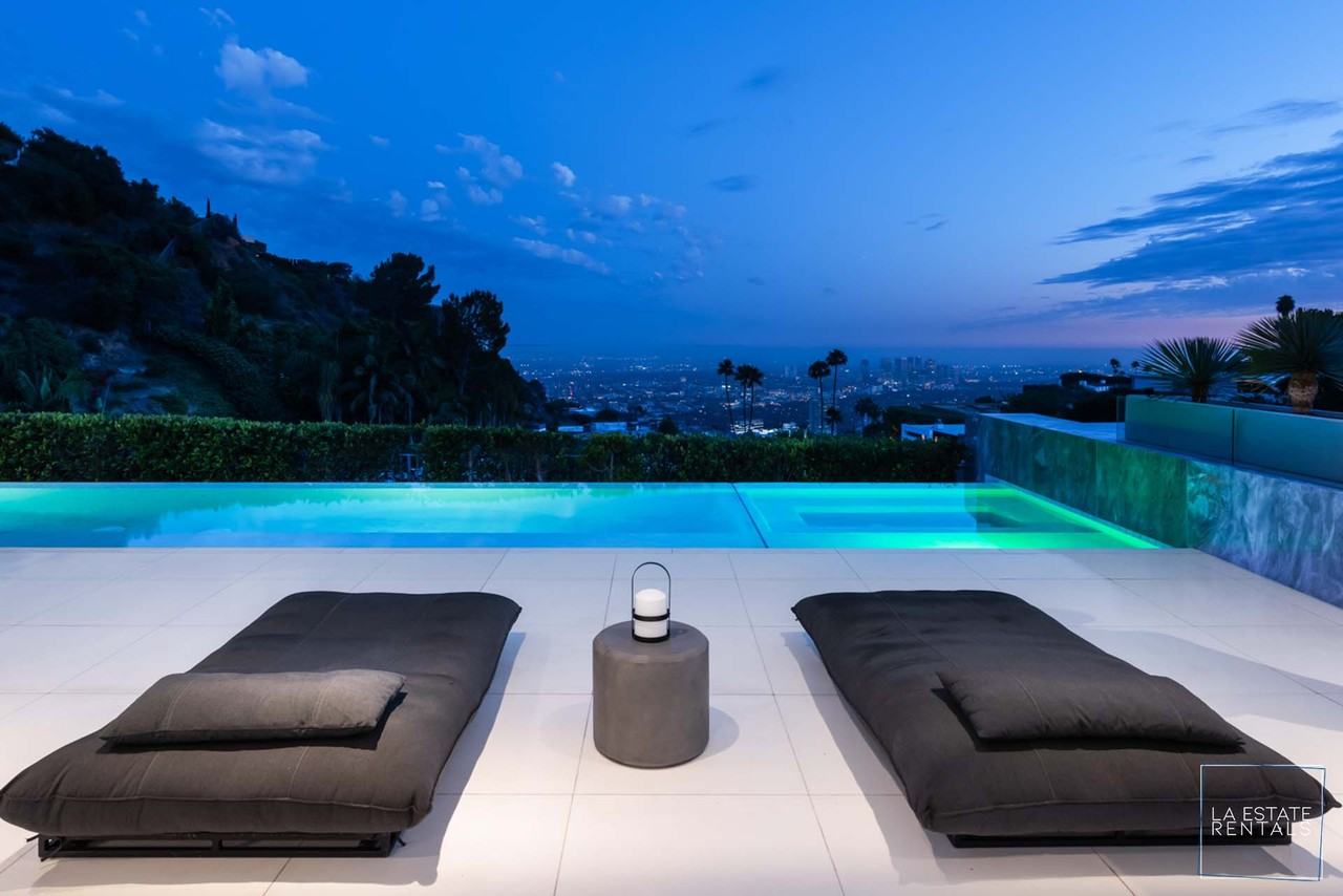 1814 N Doheny Dr #NA - Photo 4 of 50