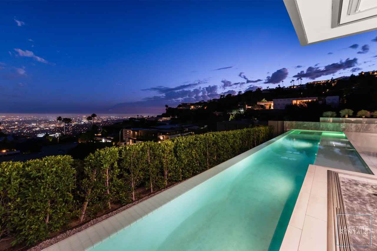 1814 N Doheny Dr #NA - Photo 5 of 50