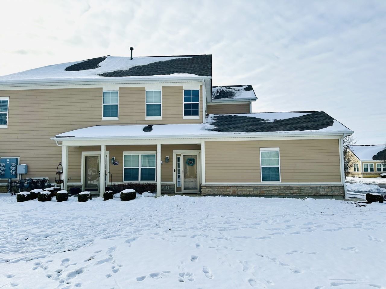 3225 Rossmore Cir #3225 - Photo 2 of 50