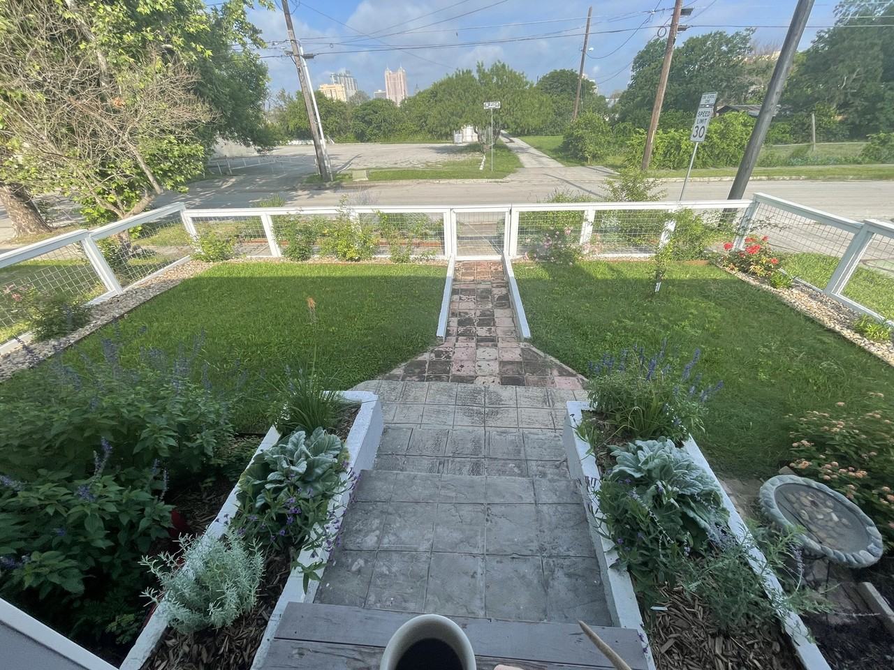 514 N Pine St #NA - Photo 5 of 30