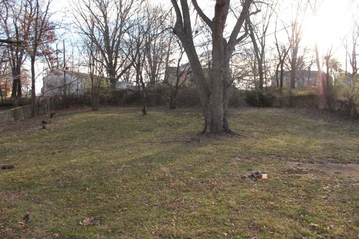 10211 Drury Ave - Photo 2 of 11