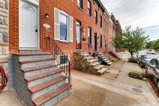 3322 Hudson St - Photo 1 of 1