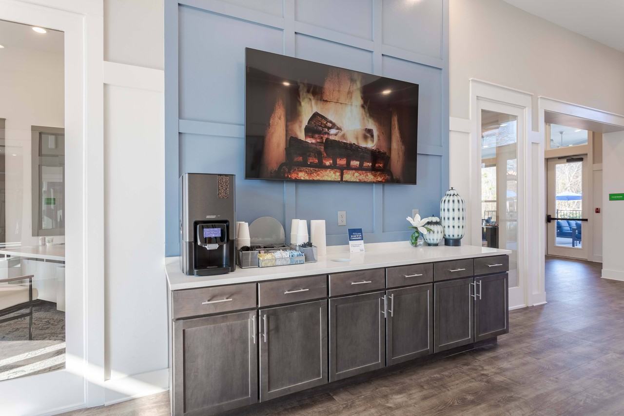 Novo Hickory Highlands - Photo 3 of 22