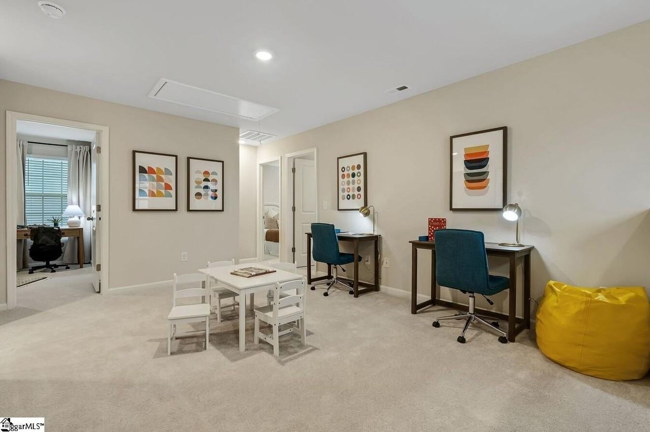 2011 Kinbrace Ct #C2 - Photo 5 of 10