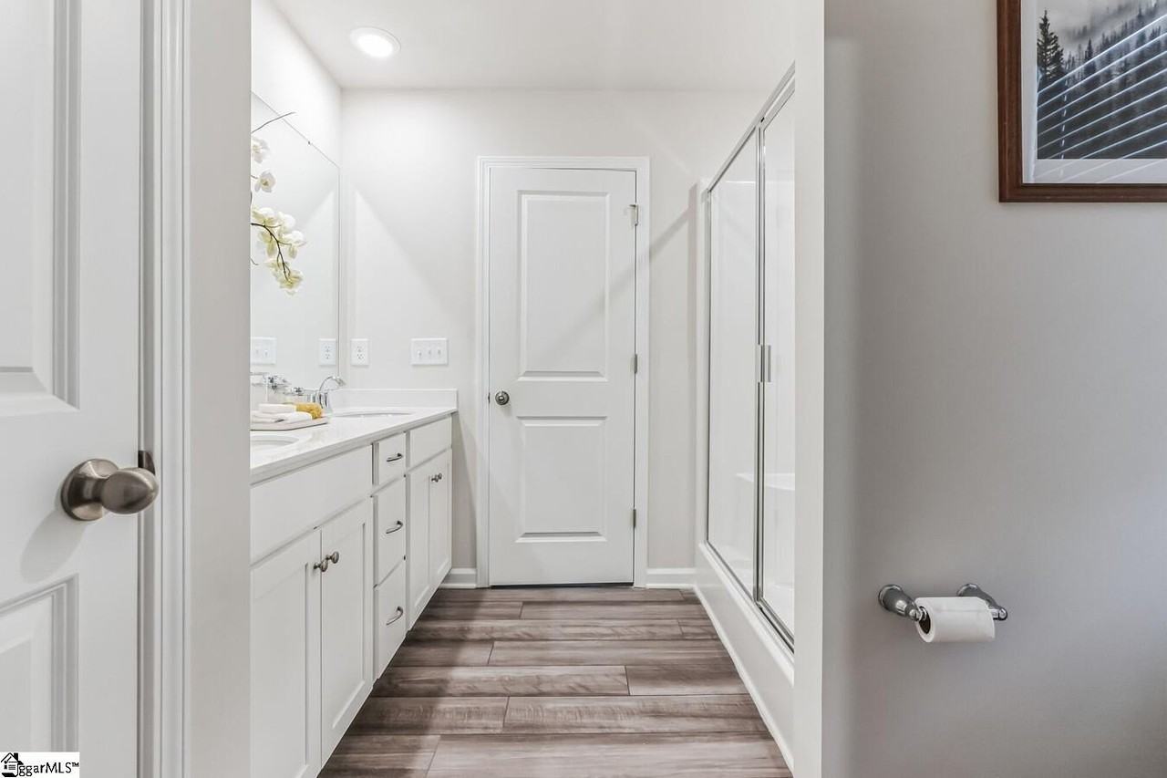 2011 Kinbrace Ct #C2 - Photo 7 of 10