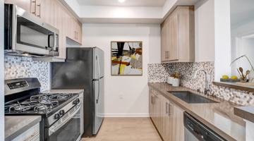 featured image of 1558 Gordon St