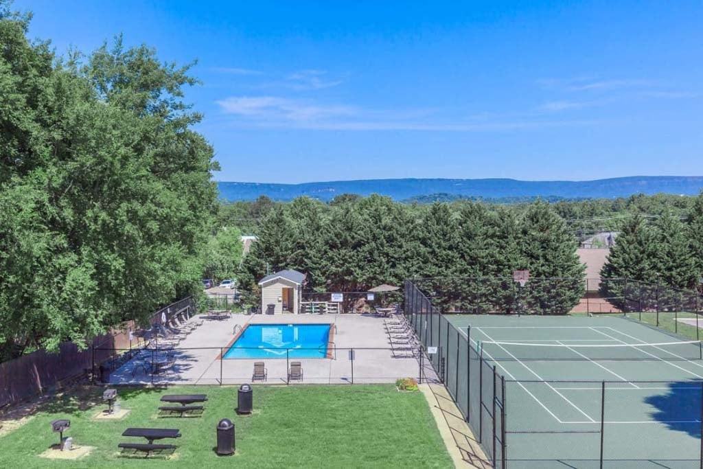 Compass Heights - Photo 4 of 29