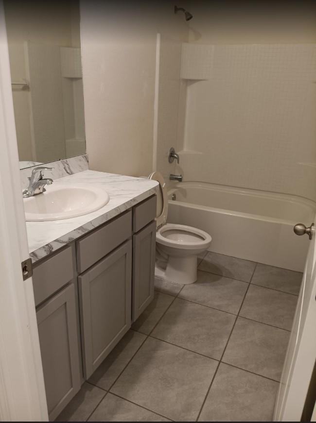 Maude Dr - Photo 2 of 5