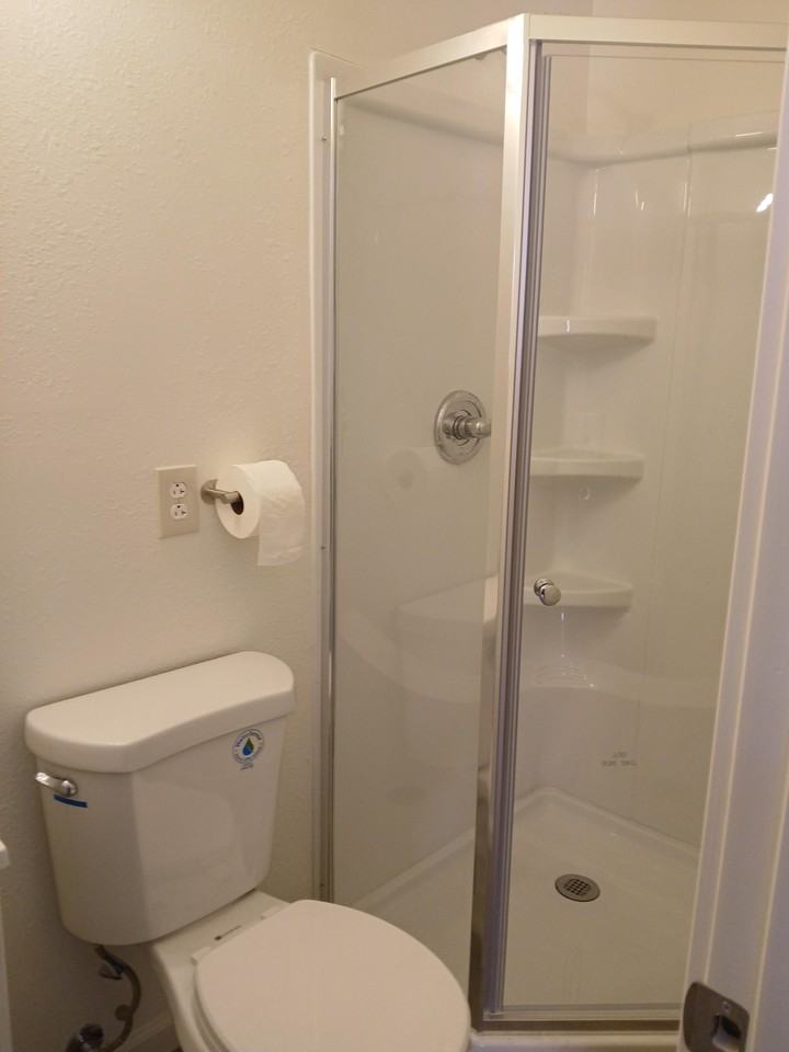 Len Pl - Photo 2 of 6